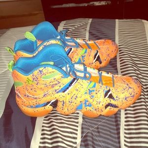 Kobe’s crazy 8 adidas